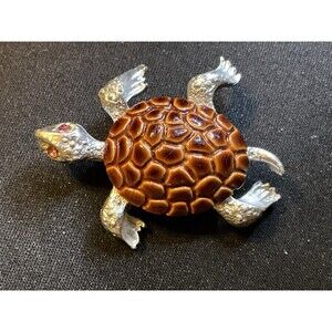 Vintage Sea Turle With Rhinestone Eyes Silver Tone Brooch